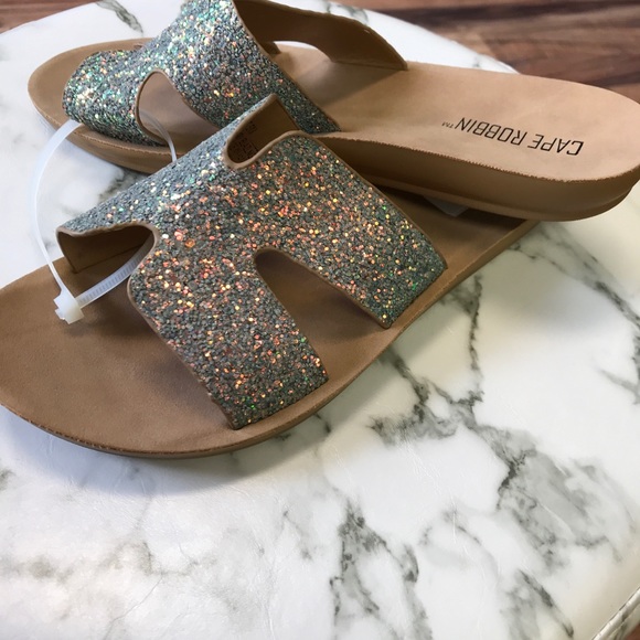 ‼️ Blue Sparkle H Inspired Fashion Sandals - Picture 2 of 7